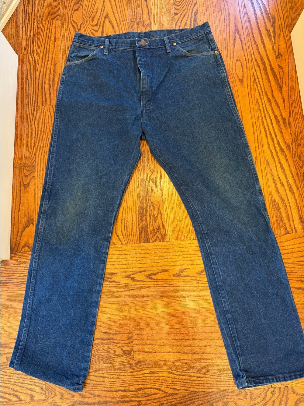 Wrangler Classic Men's Dark Blue Denim Jeans 40x34